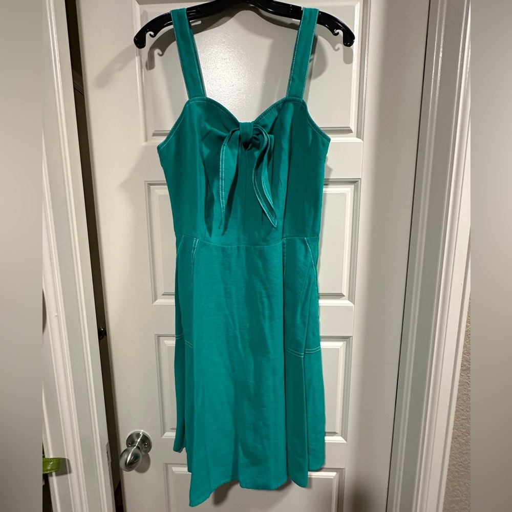 Adorable Teal Green Dress with Bow and Pockets! Size L
